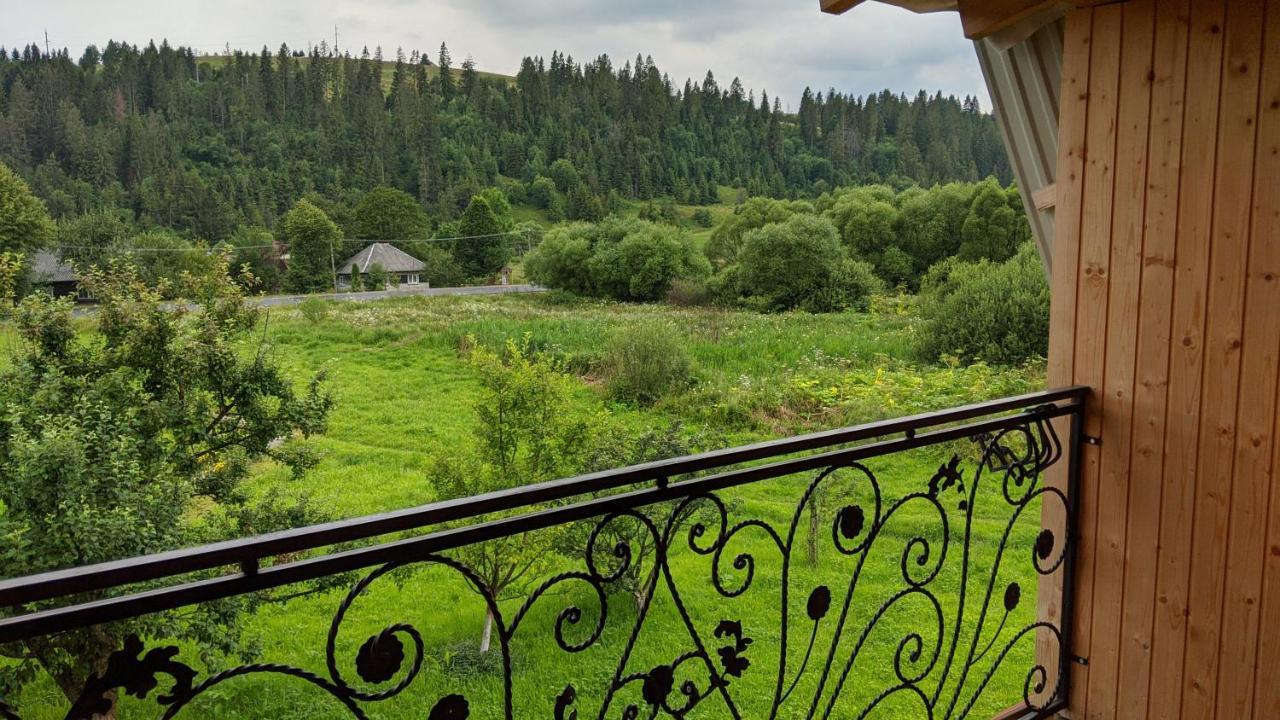 Hotel Gostynna Rodyna Izky Exteriér fotografie