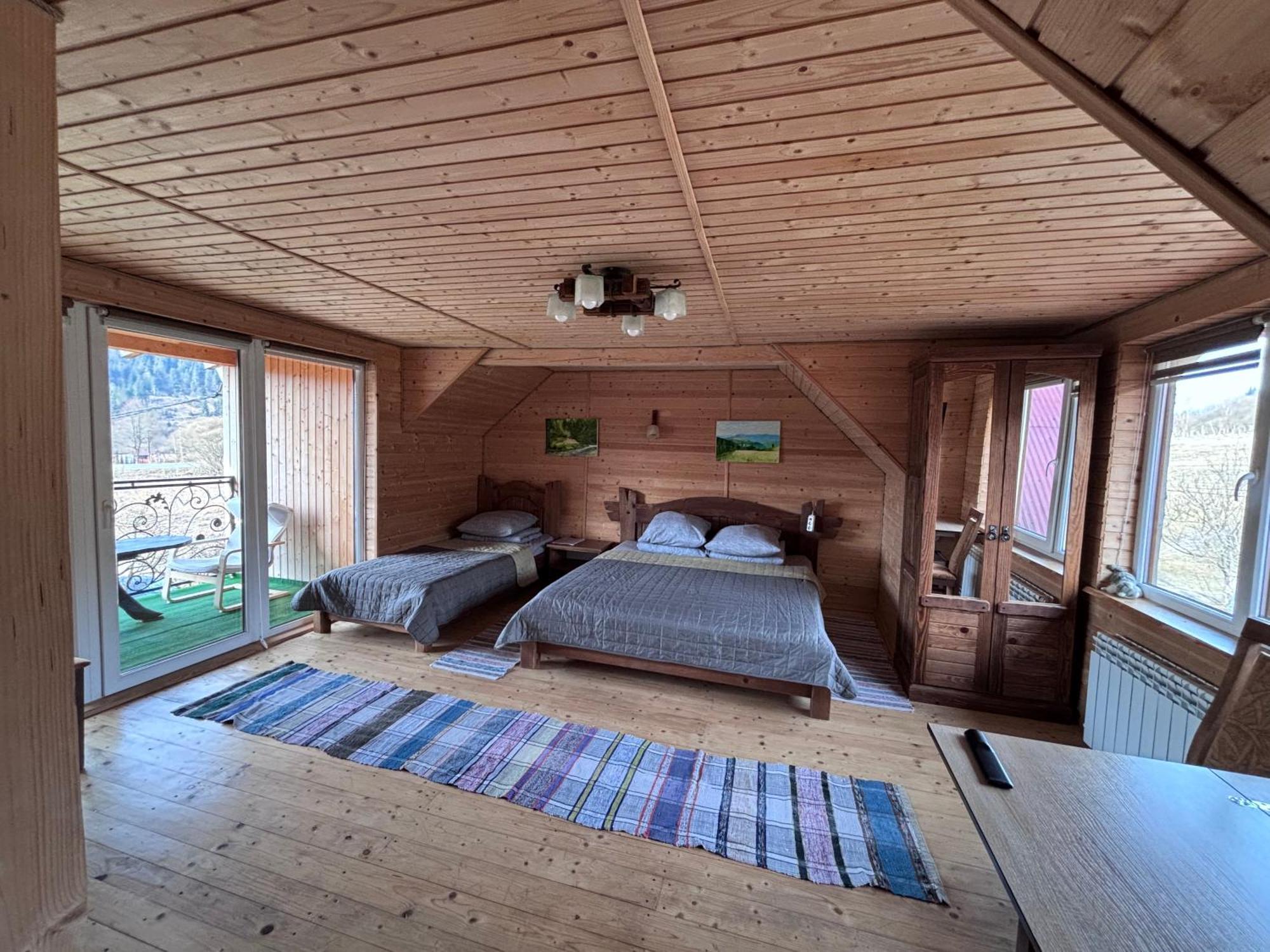 Hotel Gostynna Rodyna Izky Exteriér fotografie