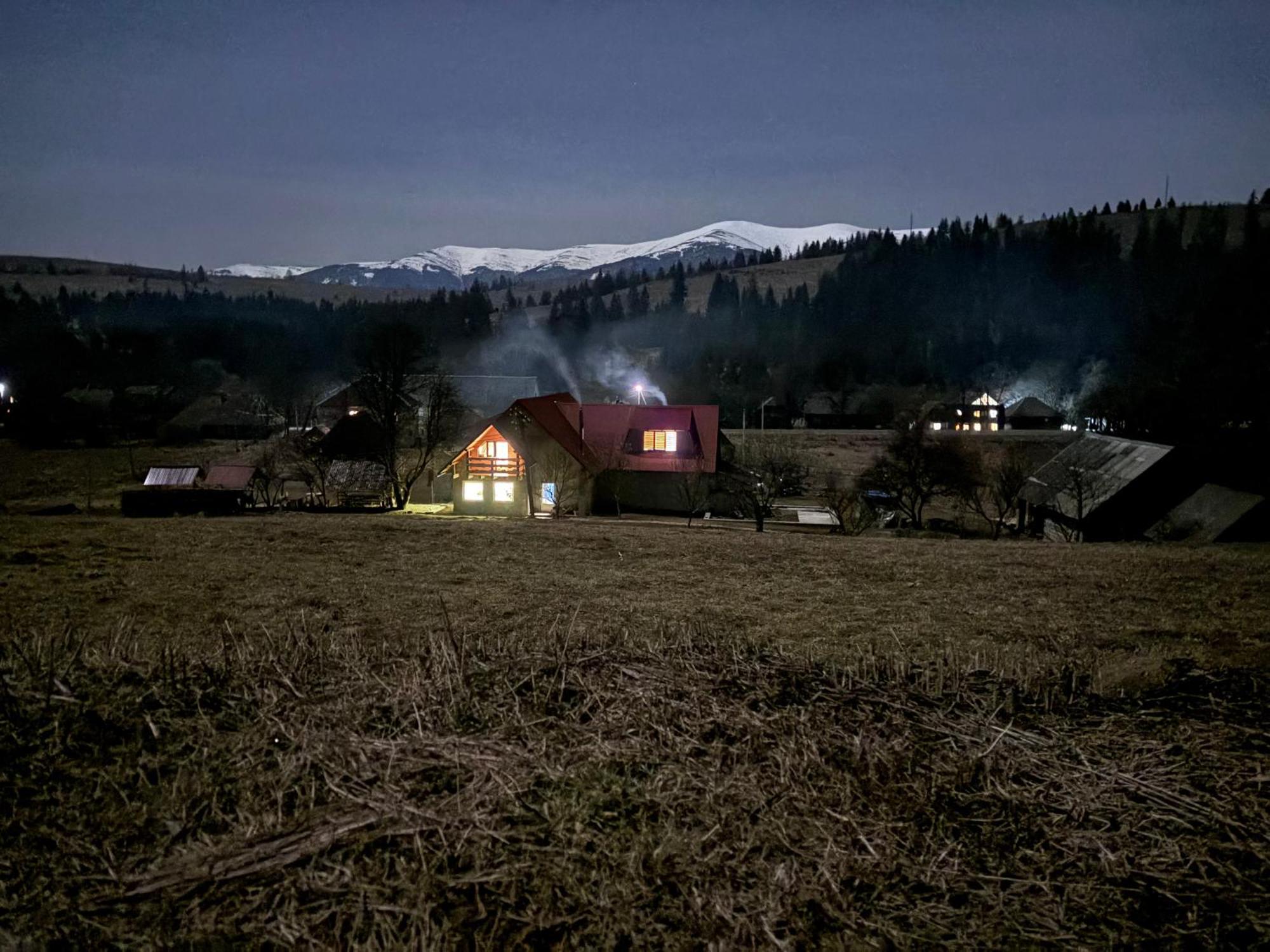 Hotel Gostynna Rodyna Izky Exteriér fotografie