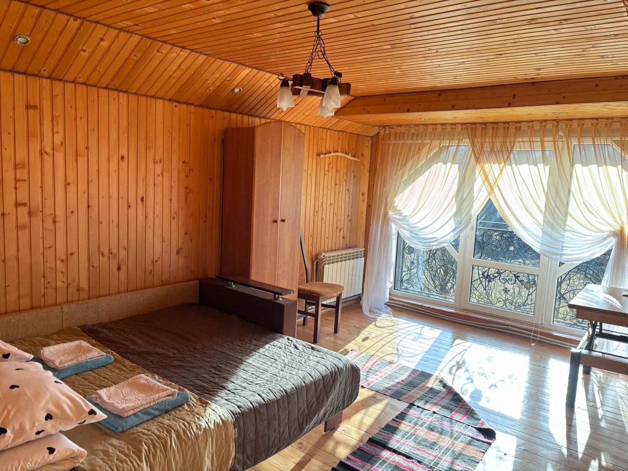 Hotel Gostynna Rodyna Izky Exteriér fotografie
