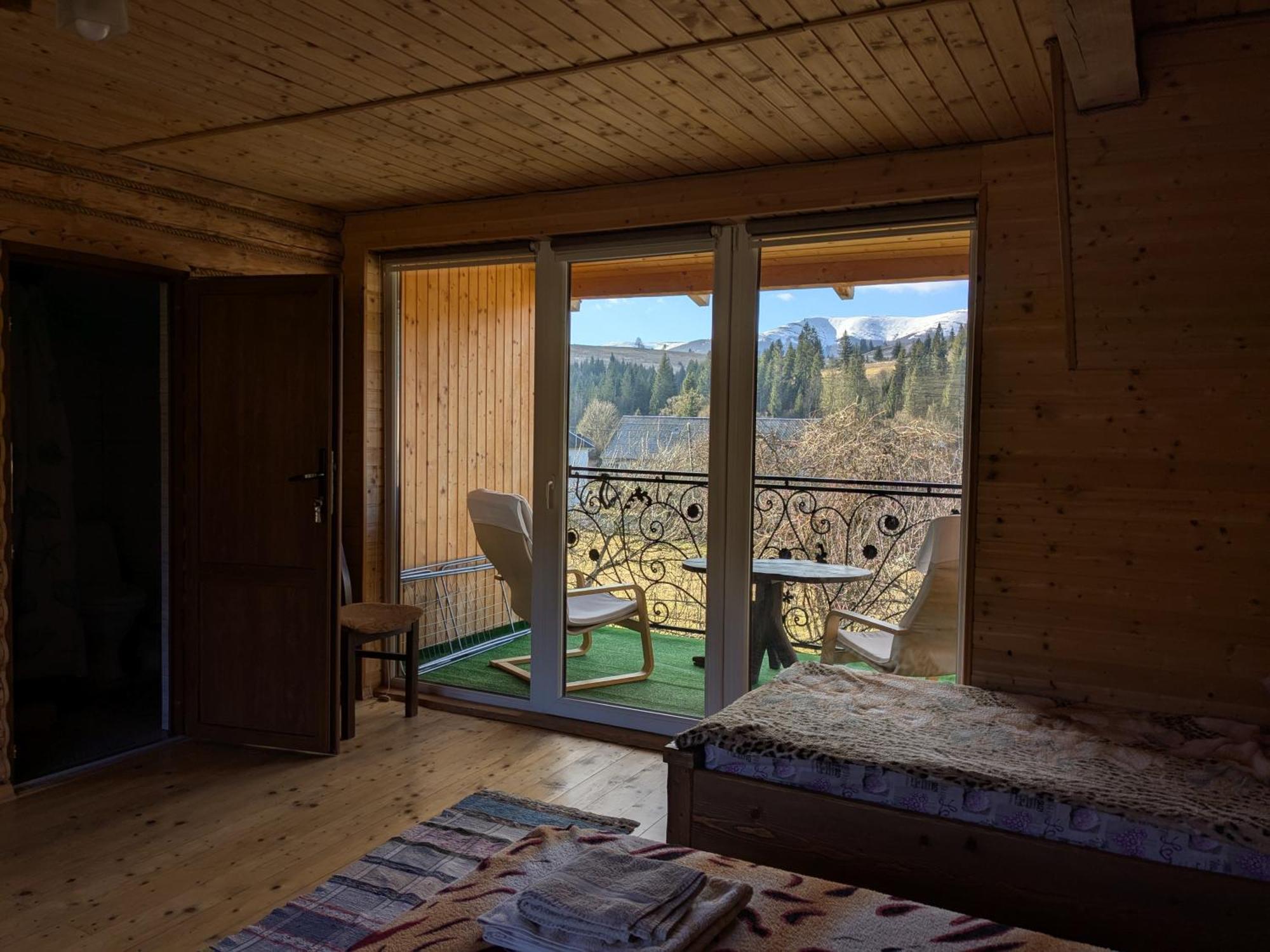 Hotel Gostynna Rodyna Izky Exteriér fotografie