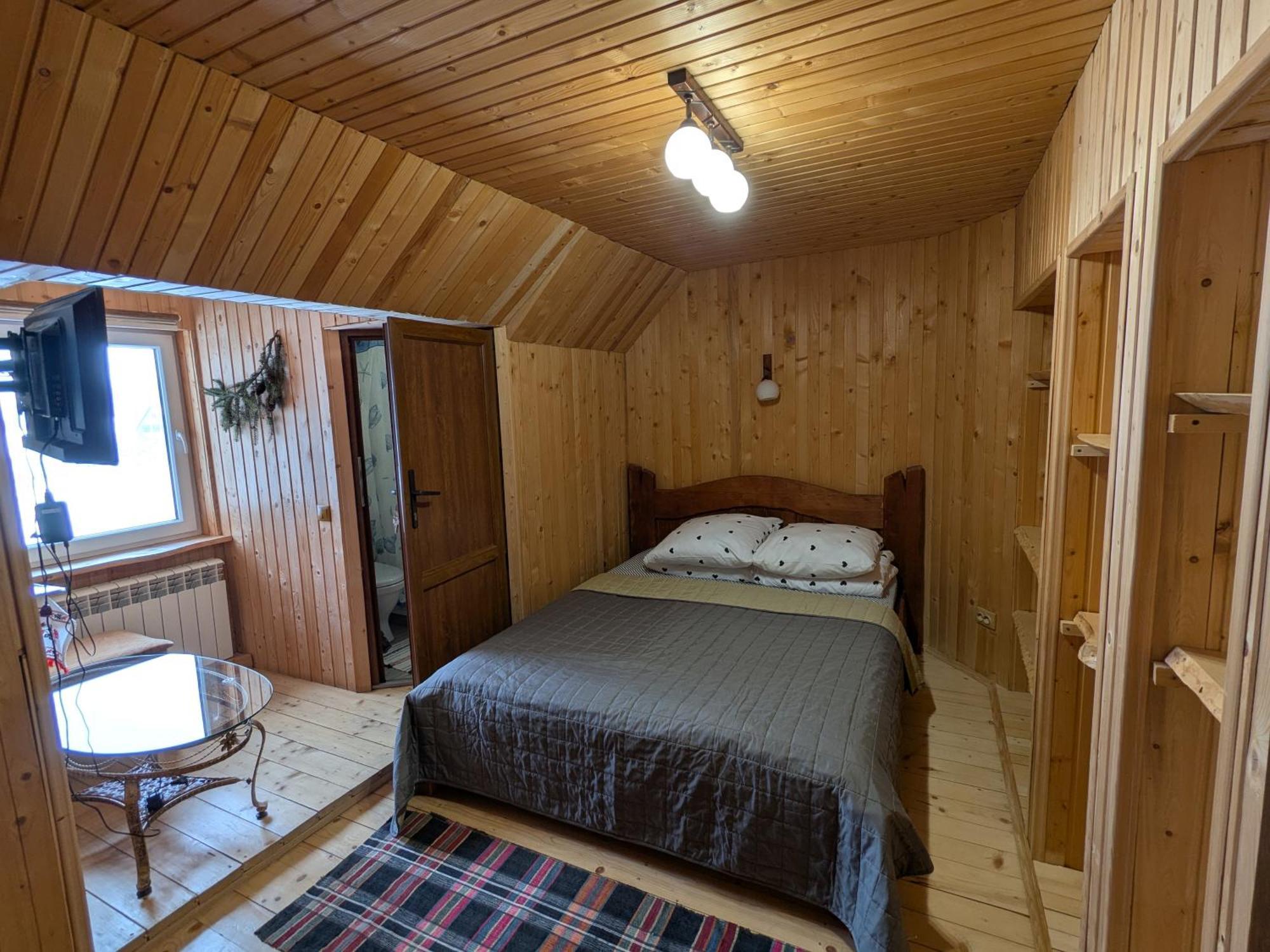 Hotel Gostynna Rodyna Izky Exteriér fotografie