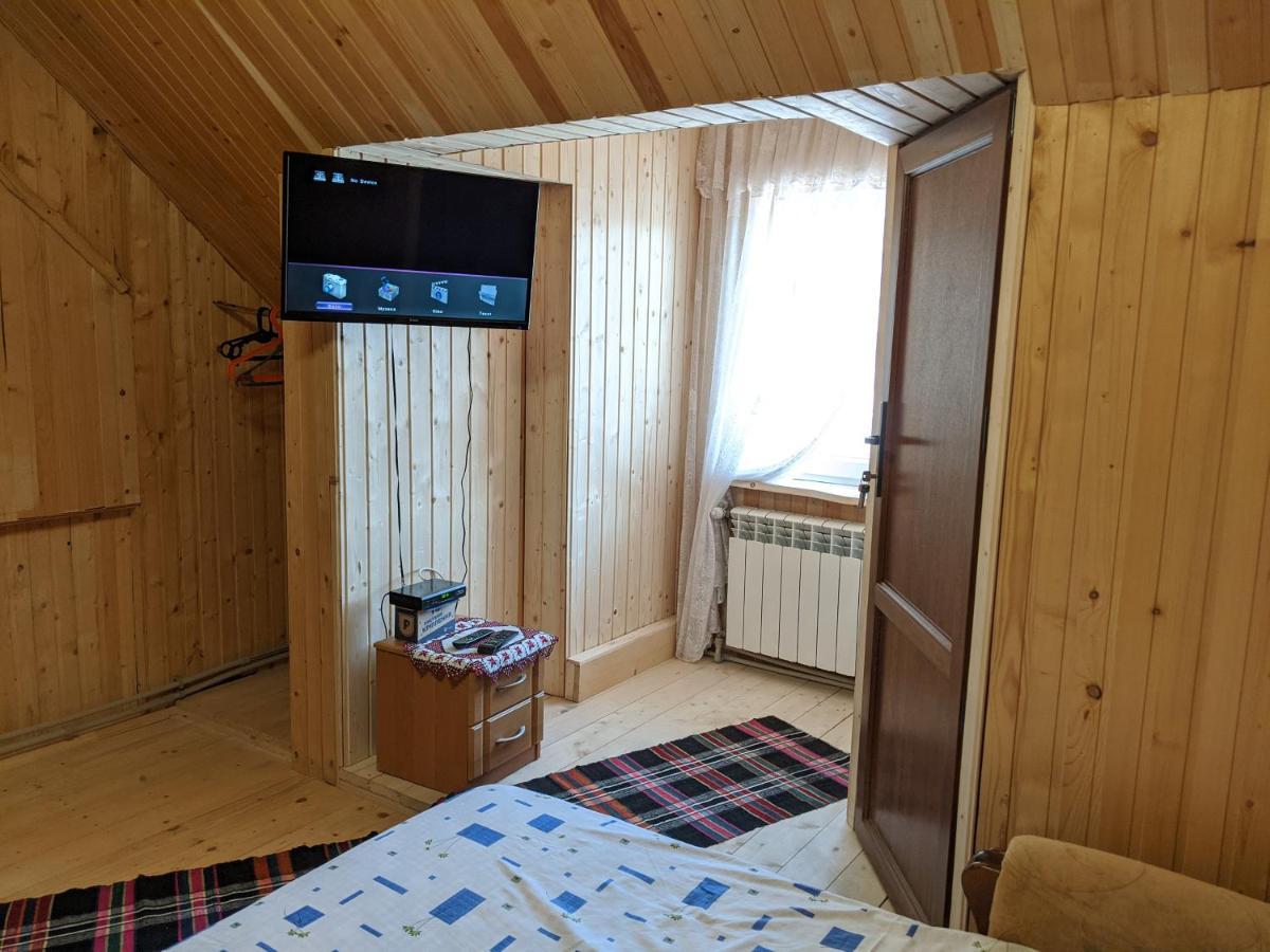 Hotel Gostynna Rodyna Izky Exteriér fotografie