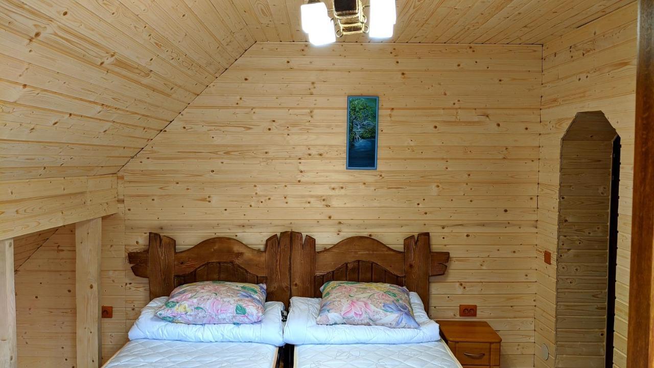 Hotel Gostynna Rodyna Izky Exteriér fotografie